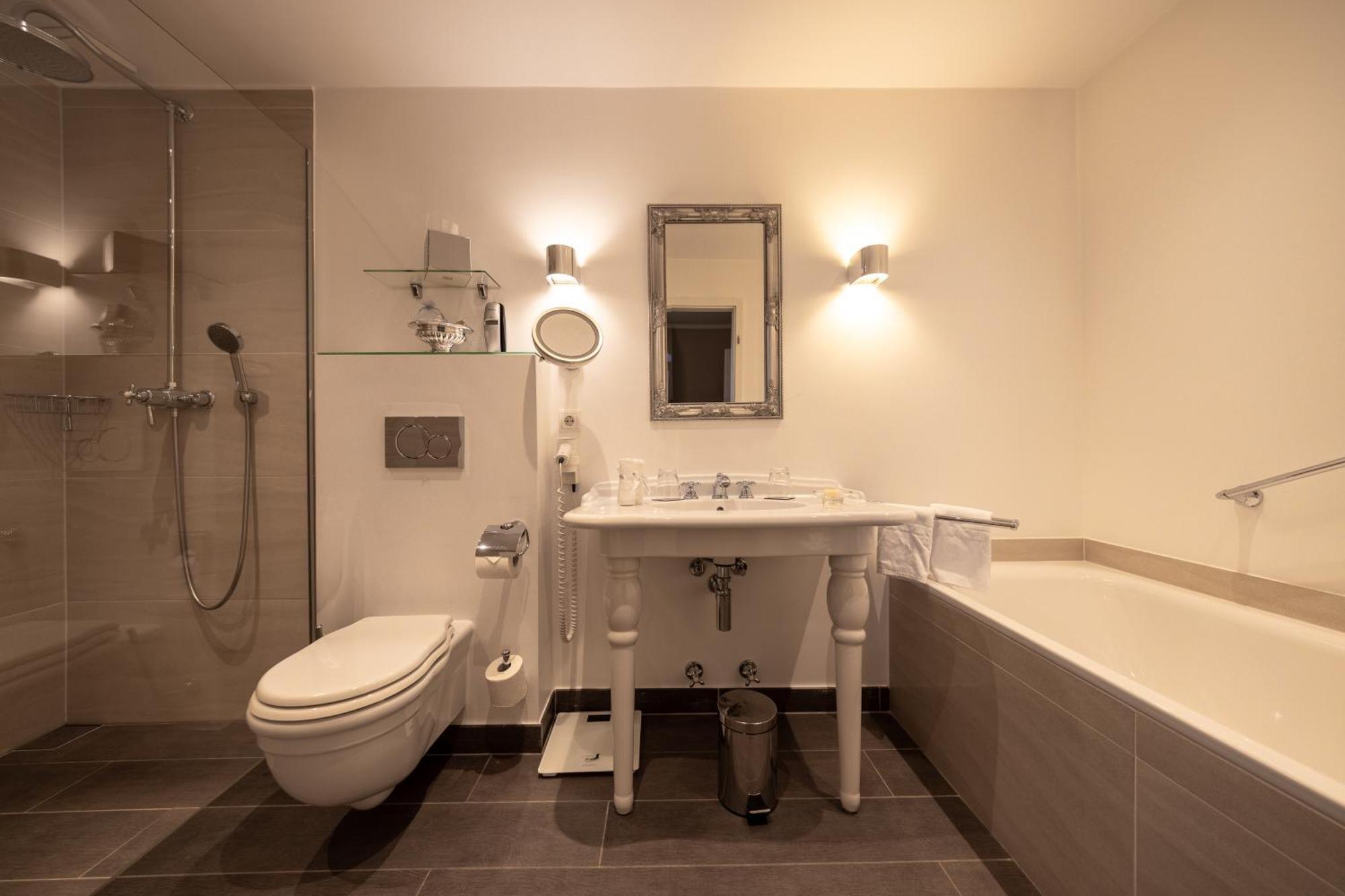 Hotel Miramar Вестерланд Екстериор снимка