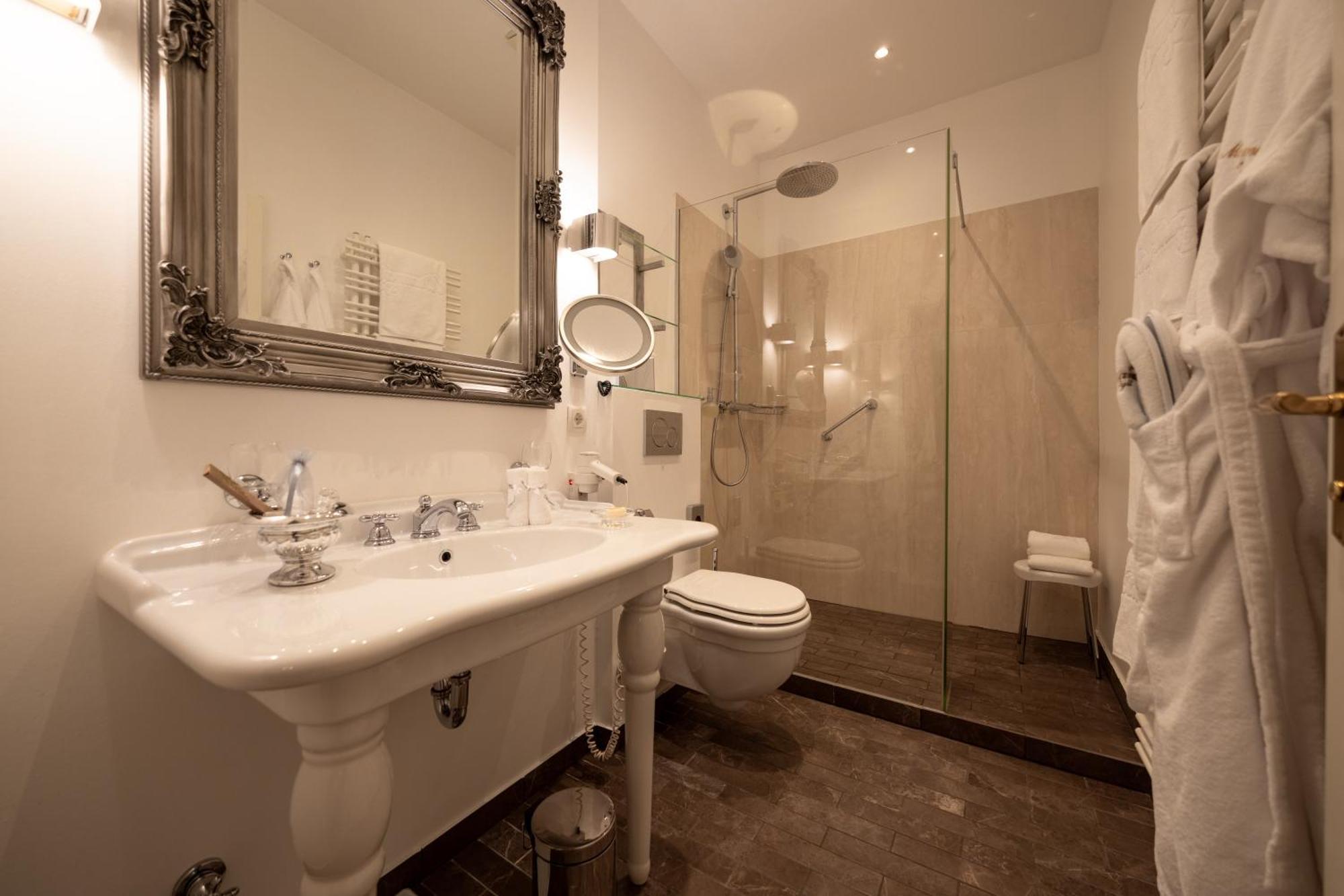 Hotel Miramar Вестерланд Екстериор снимка
